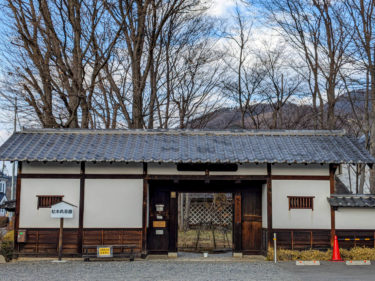 【歴史探訪】「美しいものが美しい」無名の職人が作る日用品を展示する「松本民芸館」